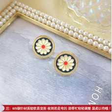 S925 Silver Needle Vintage Ink Blue Small Daisy Earrings Temperament Flower Earrings Fashion Mesh Red Fashion Versatile Earrings Female